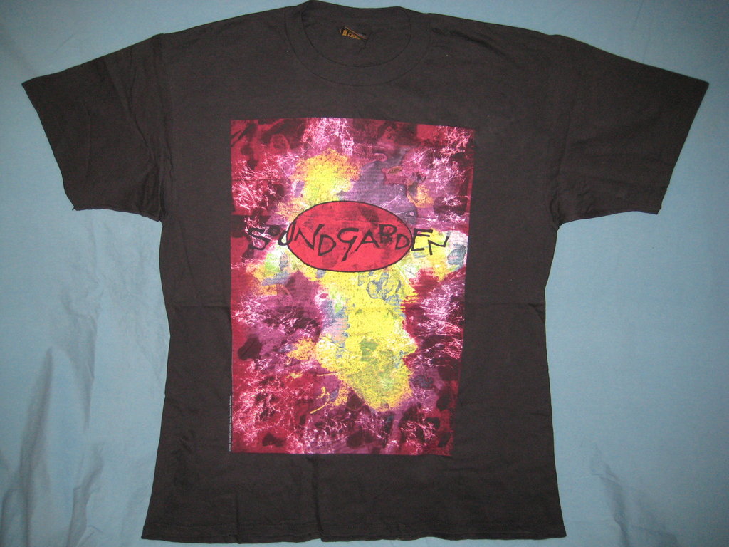 Soundgarden Oval Logo Collage 1994 Tour Tshirt Size XL - TshirtNow.net - 1