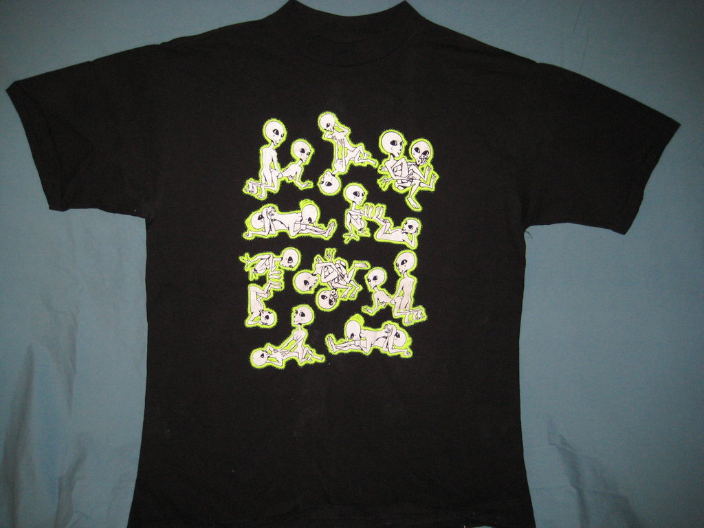 Alien Sex Positions [Glows in the Dark] Black Colored Tshirt Size XL - TshirtNow.net