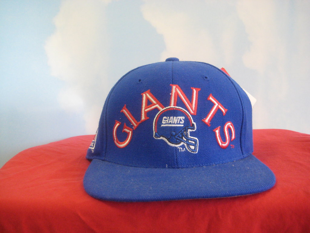Nfl New York Giants Logo Embroidered Cap Hat - TshirtNow.net