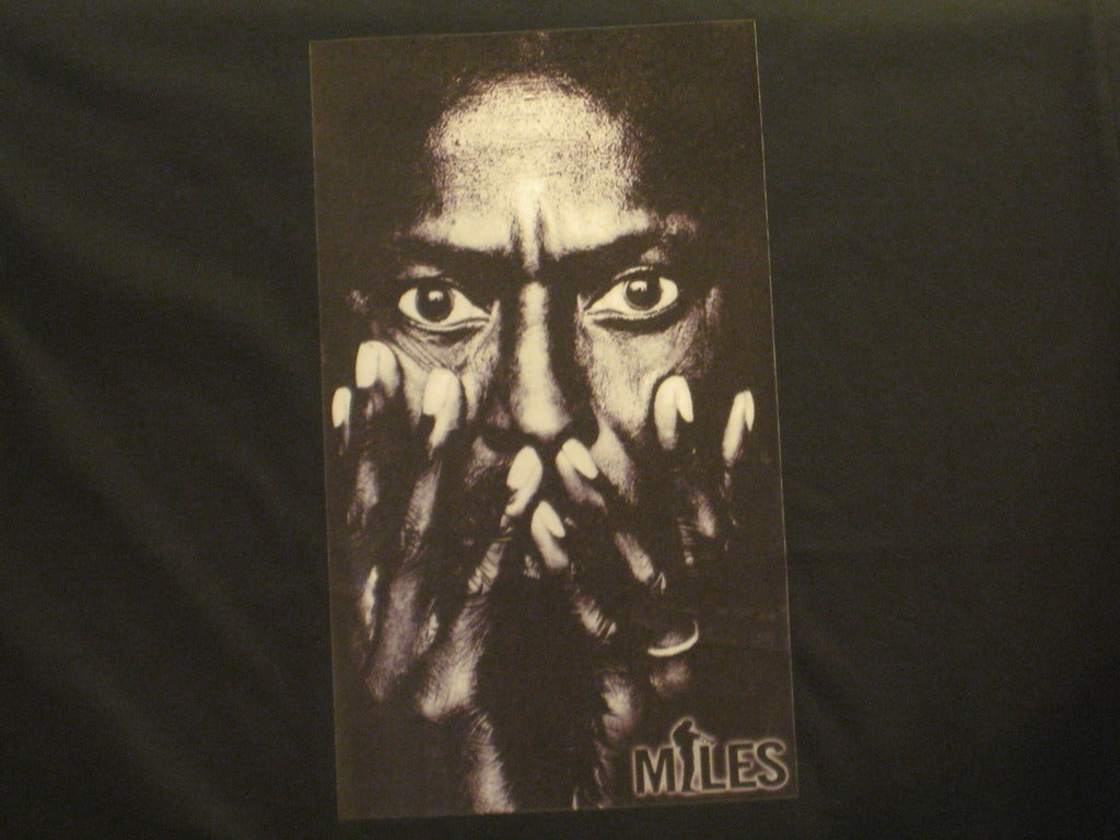 Miles Davis Hands on Face Longsleeve Tshirt - TshirtNow.net - 3