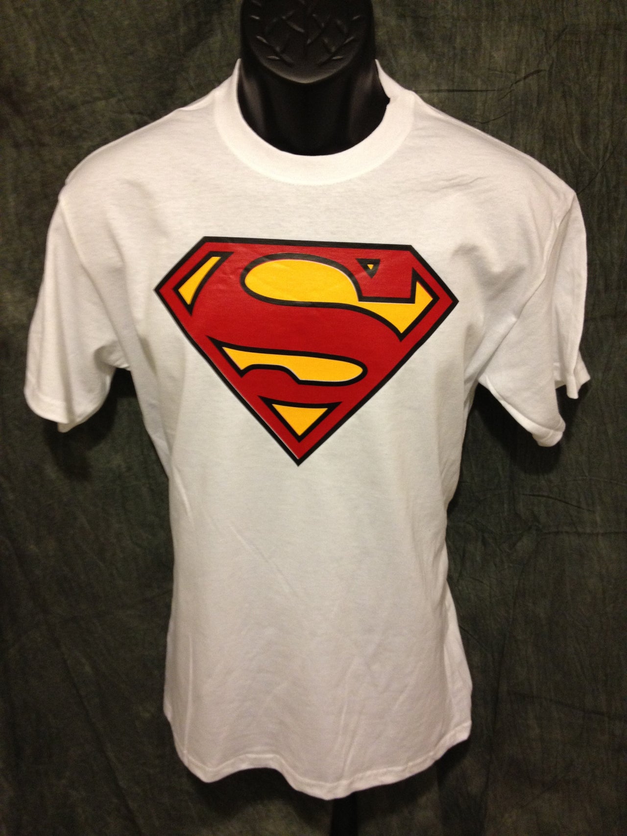 Superman Classic Logo on White Tshirt - TshirtNow.net - 2