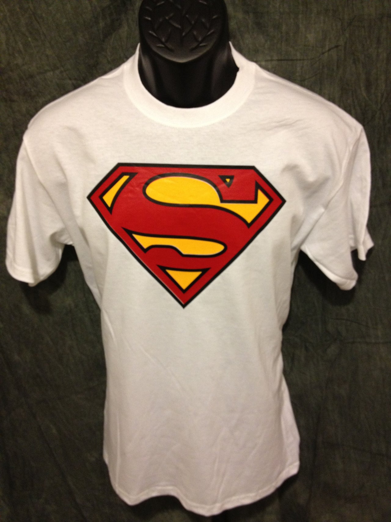 Superman Classic Logo on White Tshirt - TshirtNow.net - 3