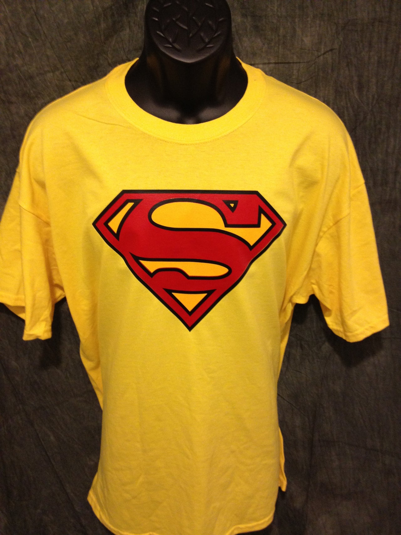 Superman Classic Logo Yellow Tshirt - TshirtNow.net - 2
